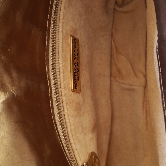 Bottega Veneta Intrecciato Metallic Gold Color Sling Bag - Picture 8 of 15